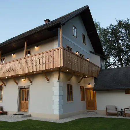 Lodge Butterfly Bohinj